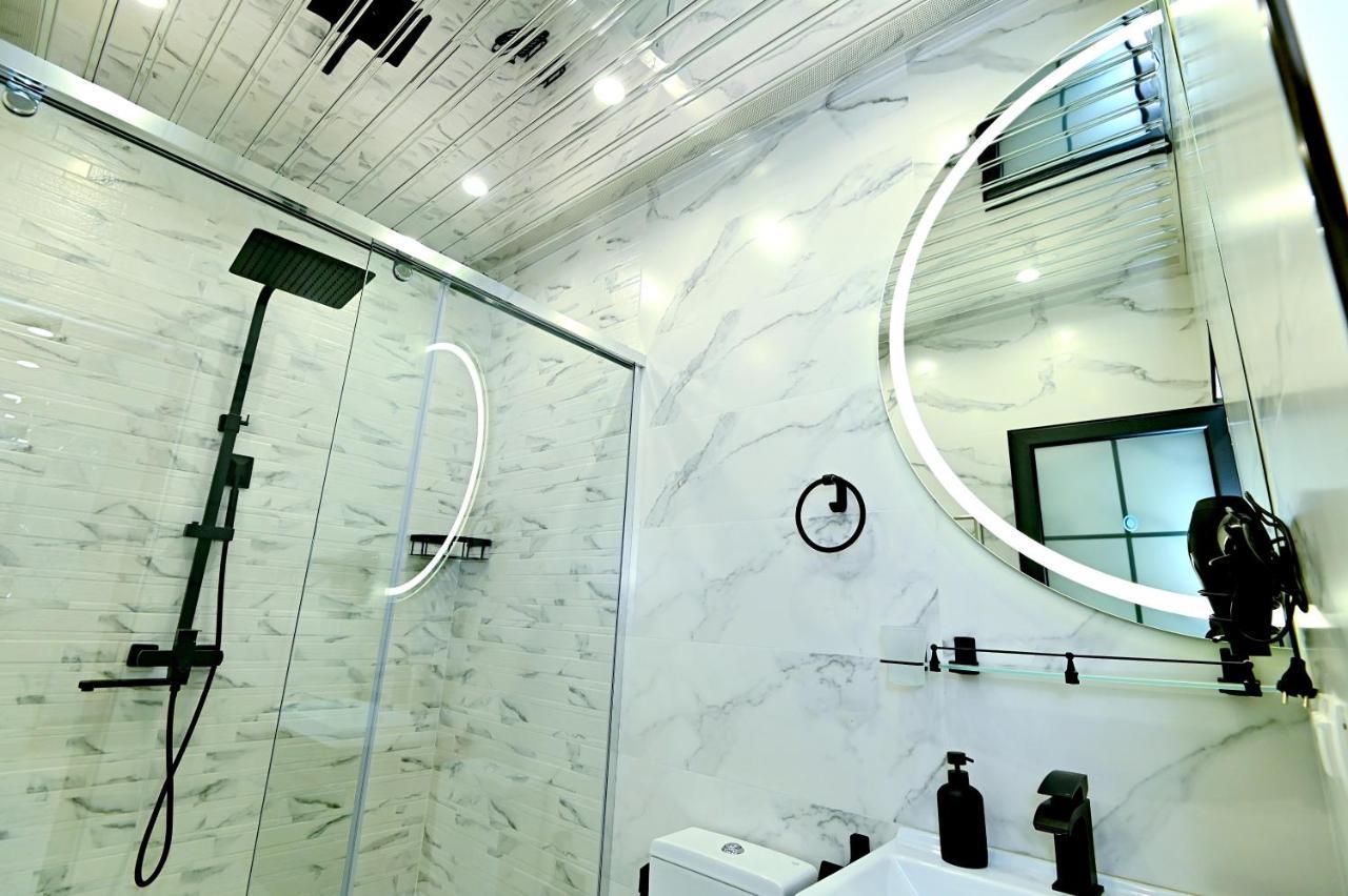 Infinity Luxury Apartment Jereván Kültér fotó
